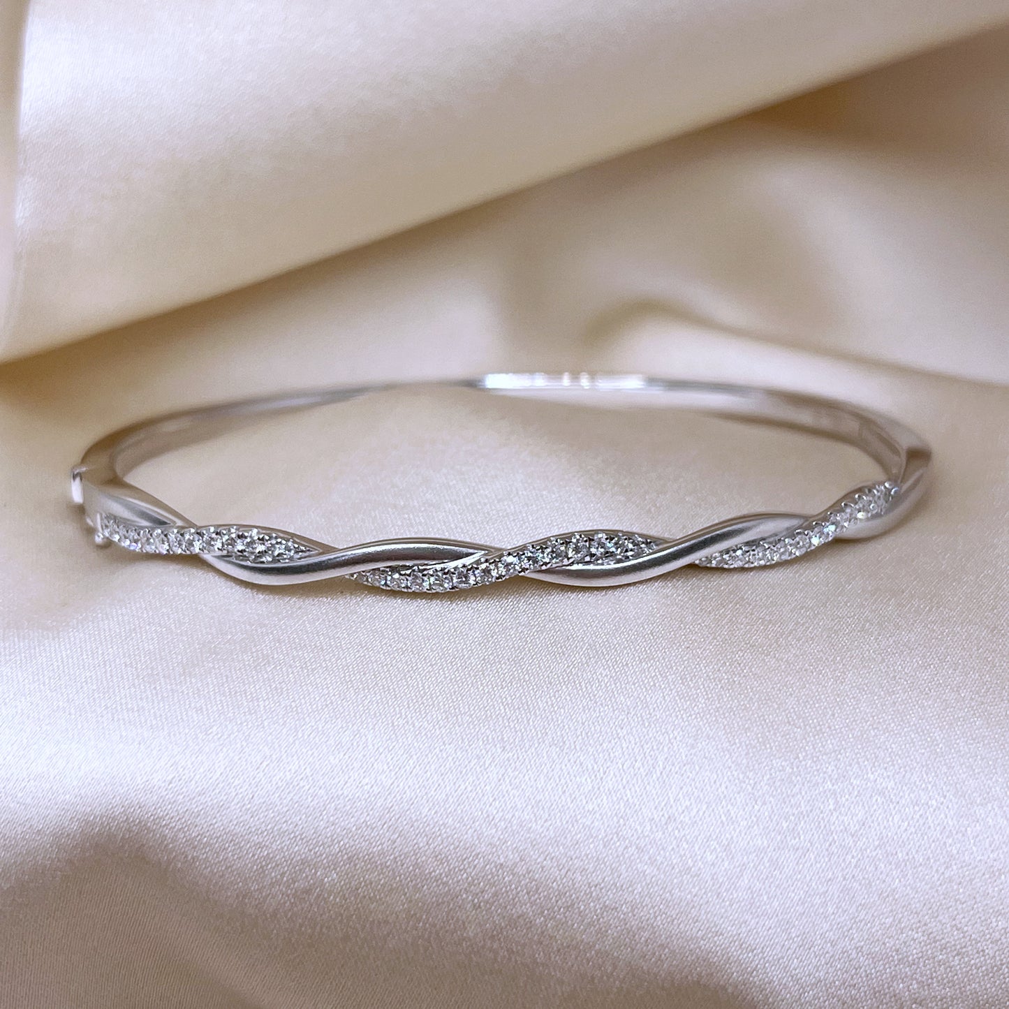 14k Twisted Diamond and Hinged Bracelet