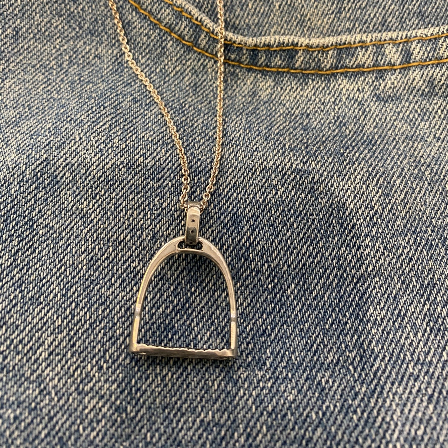 Stirrup Pendant (large)