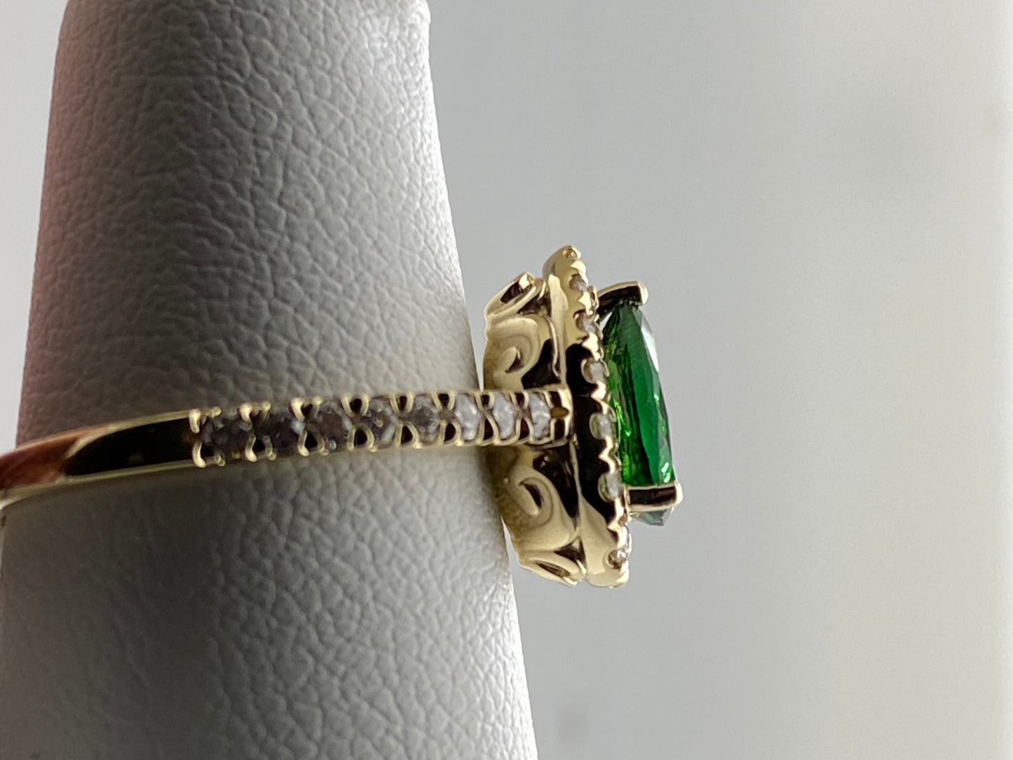 Tsavorite Garnet Ring