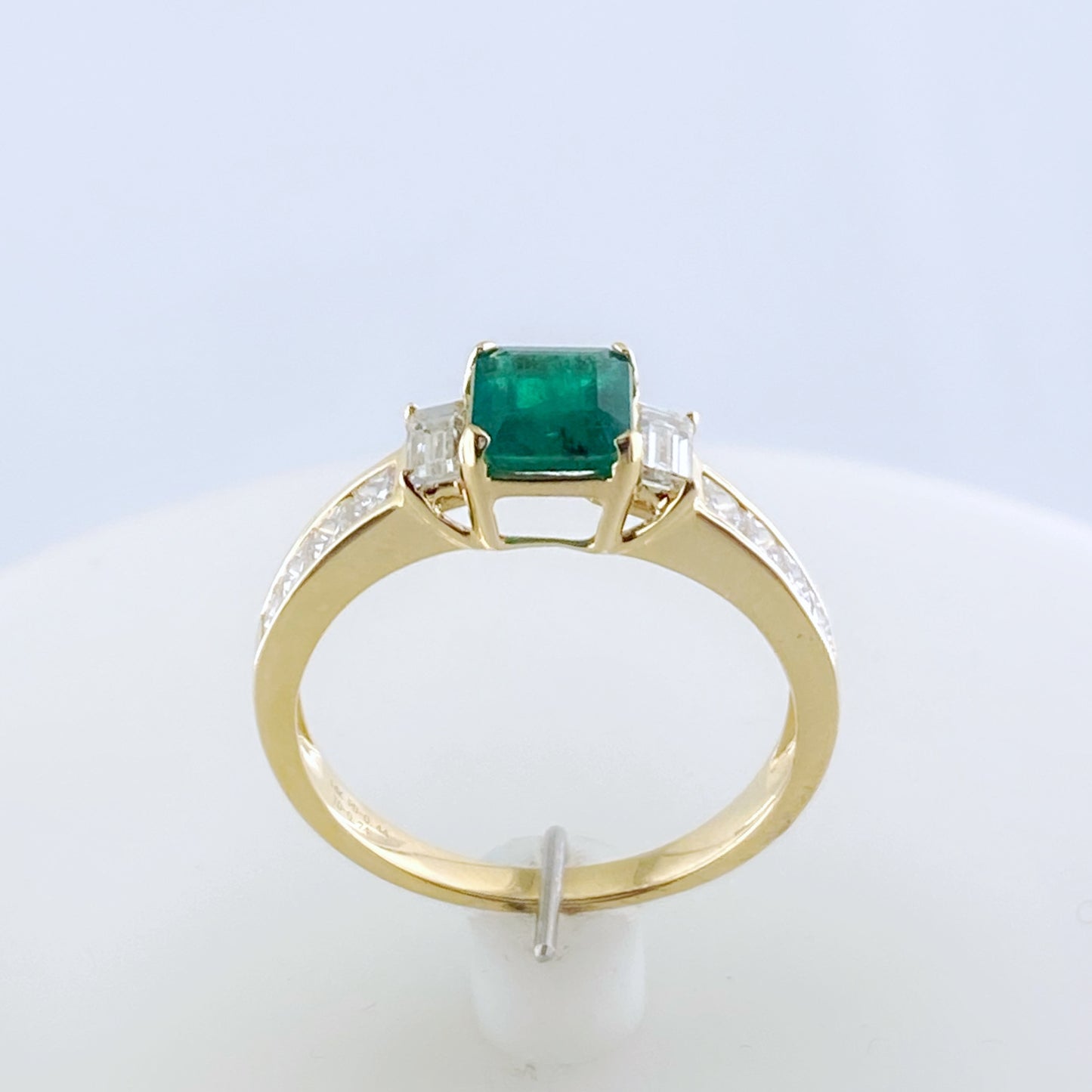 Art Deco Emerald and Diamond Ring