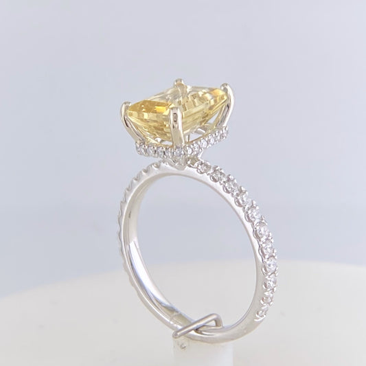 Yellow Beryl and Diamond Ring