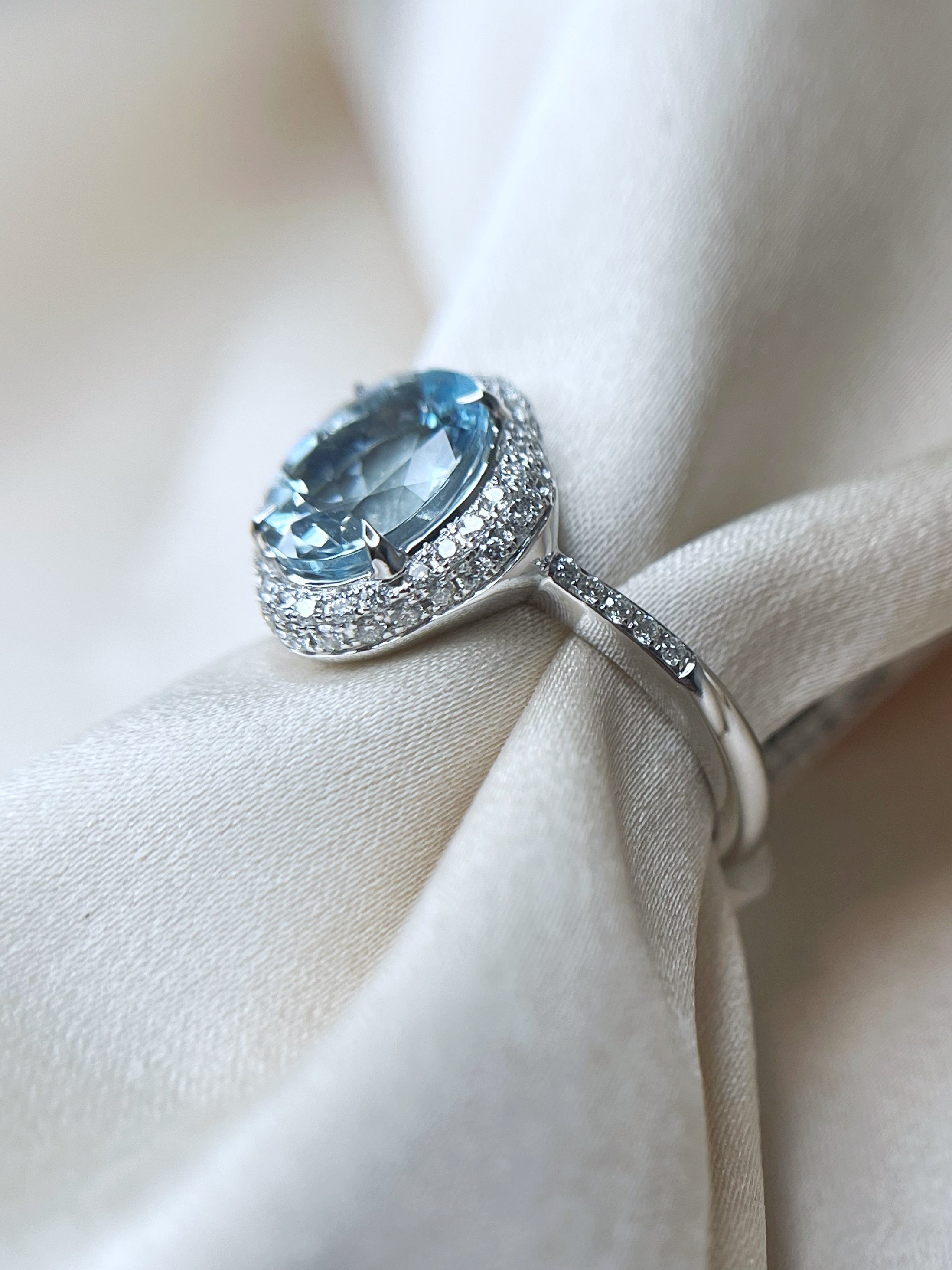 Oval aquamarine deals and diamond ring